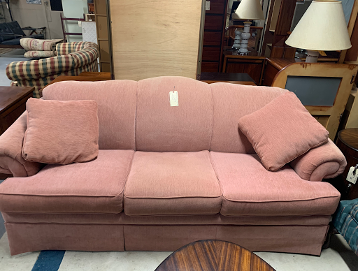 Used Furniture Store «GRQ Used Furniture», reviews and photos, 14129 Kutztown Rd, Fleetwood, PA 19522, USA