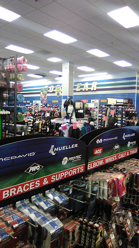 Sporting Goods Store «Big 5 Sporting Goods - Bakersfield», reviews and photos, 3203 Mall View Rd, Bakersfield, CA 93306, USA