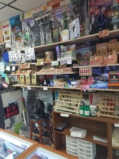 Vaporizer Store «Smoke Shop Inc - Vapor and Glass», reviews and photos, 4900 W Atlantic Blvd #5, Margate, FL 33063, USA