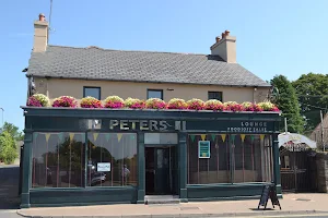 Peters Pub image