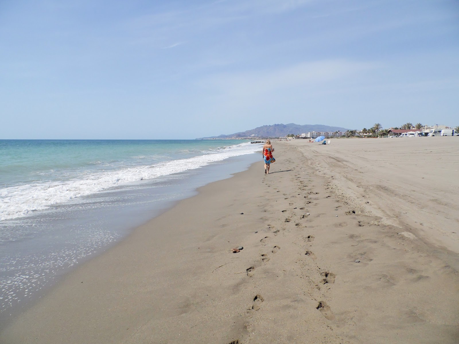 Photo de Playa de Quitapellejos - endroit populaire parmi les connaisseurs de la détente