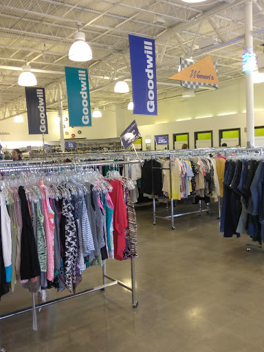 Thrift Store «Goodwill Store Deerfield Beach», reviews and photos