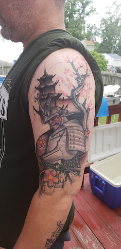 Tattoo Shop «Up In Flames Tattoo», reviews and photos, 1729 Pleasant St, Fall River, MA 02723, USA