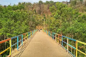 jembatan gantung Danawarih -sangkanjaya image