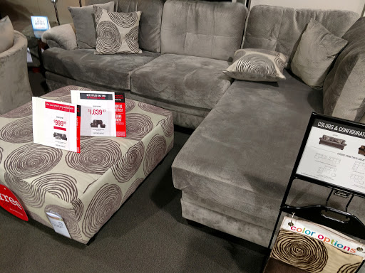 Furniture Store «Value City Furniture», reviews and photos, 945 E Lewis and Clark Pkwy, Clarksville, IN 47129, USA