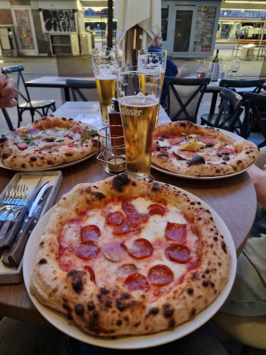 ENZO | Pizzeria - Café - Bar en Vienna