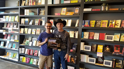 Book Store «Deep Vellum Books», reviews and photos, 3000 Commerce St, Dallas, TX 75226, USA