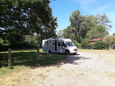 Camp de Bierre à Merri