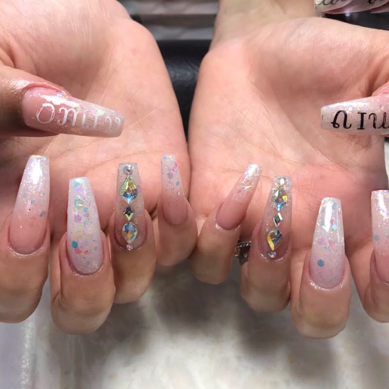 Apple's Nails & Spa