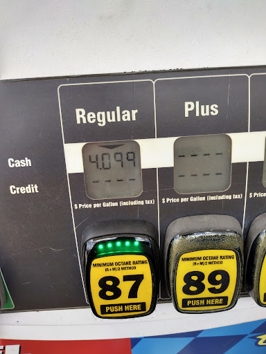 Convenience Store «Stripes», reviews and photos, 1401 Southmore Ave, Pasadena, TX 77502, USA