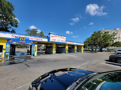 DJ Carwashes en Largo