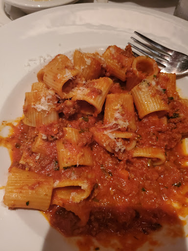 American Restaurant «Clydes of Georgetown», reviews and photos