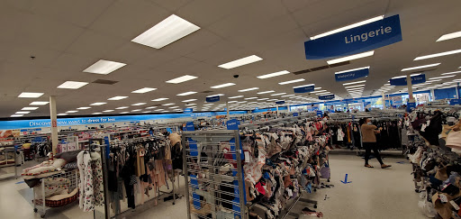Clothing Store «Ross Dress for Less», reviews and photos, 380 Marketplace Blvd, Hamilton Township, NJ 08691, USA