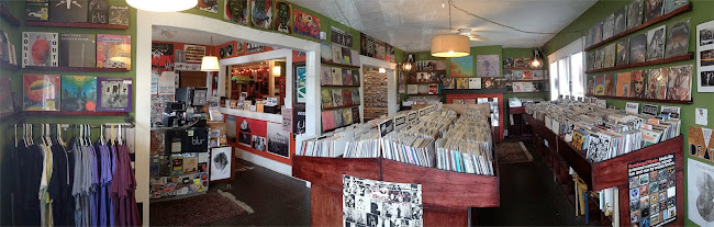 Reviews of The Groove in Nashville-Davidson - Musical store