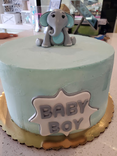 Hair Salon «Dilemma Hair Salon», reviews and photos, 4725 N Central Ave, Phoenix, AZ 85012, USA