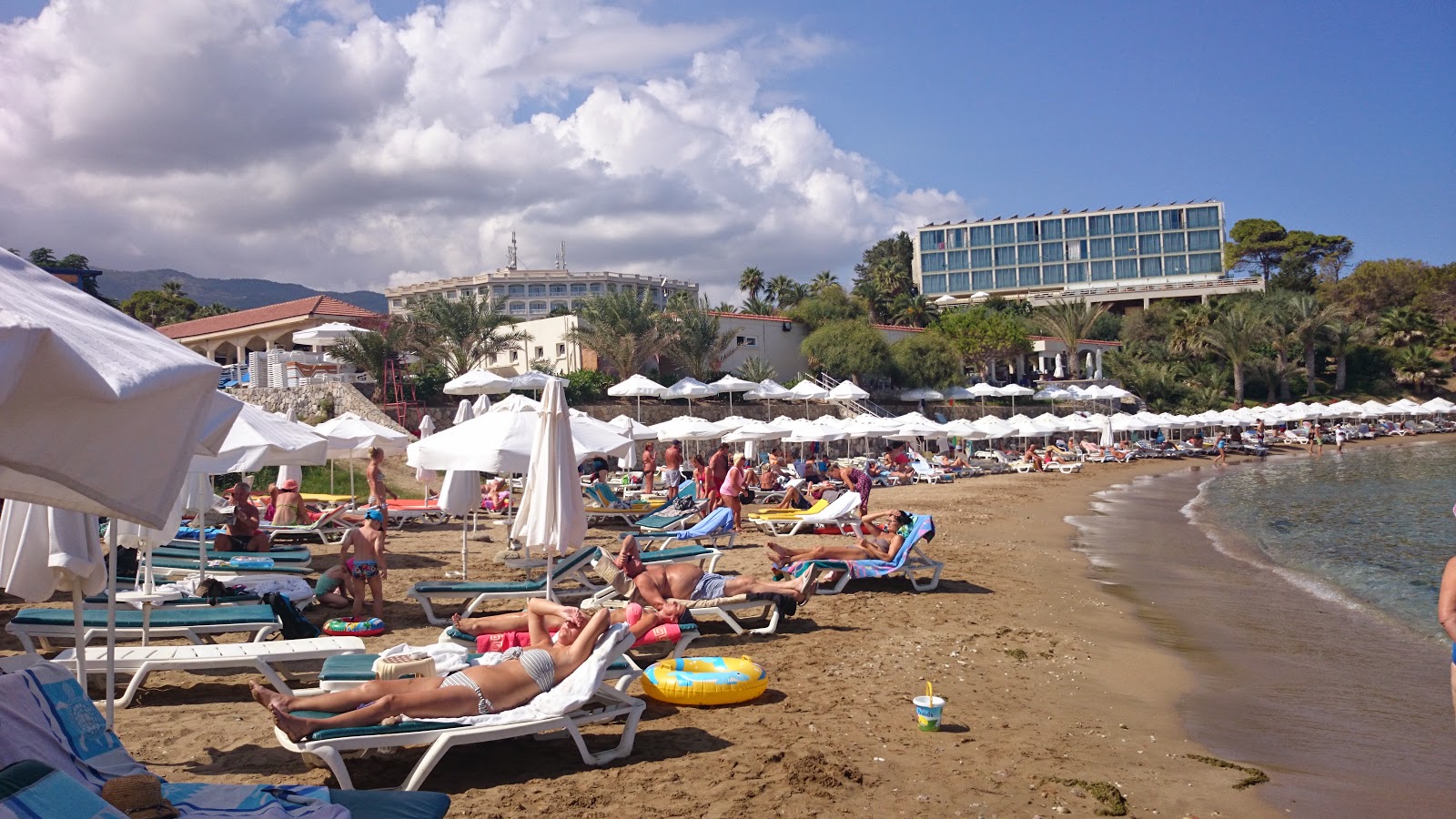 Denizkizi beach'in fotoğrafı küçük koy ile birlikte