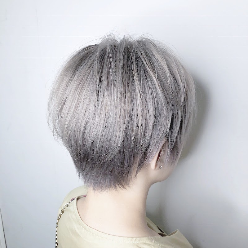 Hair design D. ulu(ディードットウル)