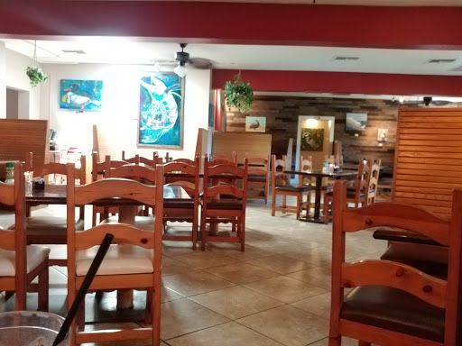 Seafood Restaurant «Sanibel Seafood Grille», reviews and photos, 2499 Periwinkle Way, Sanibel, FL 33957, USA