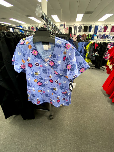 Uniform Store «Scrub Pro Uniforms & Gallo Clothing», reviews and photos, 78 Mountain Rd, Glen Burnie, MD 21060, USA