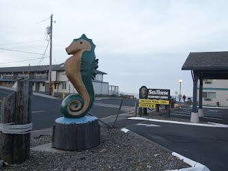 Seahorse Oceanfront Lodging