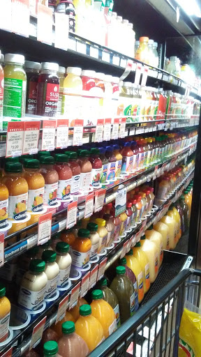 Grocery Store «New Seasons Market Arbor Lodge», reviews and photos, 6400 N Interstate Ave, Portland, OR 97217, USA