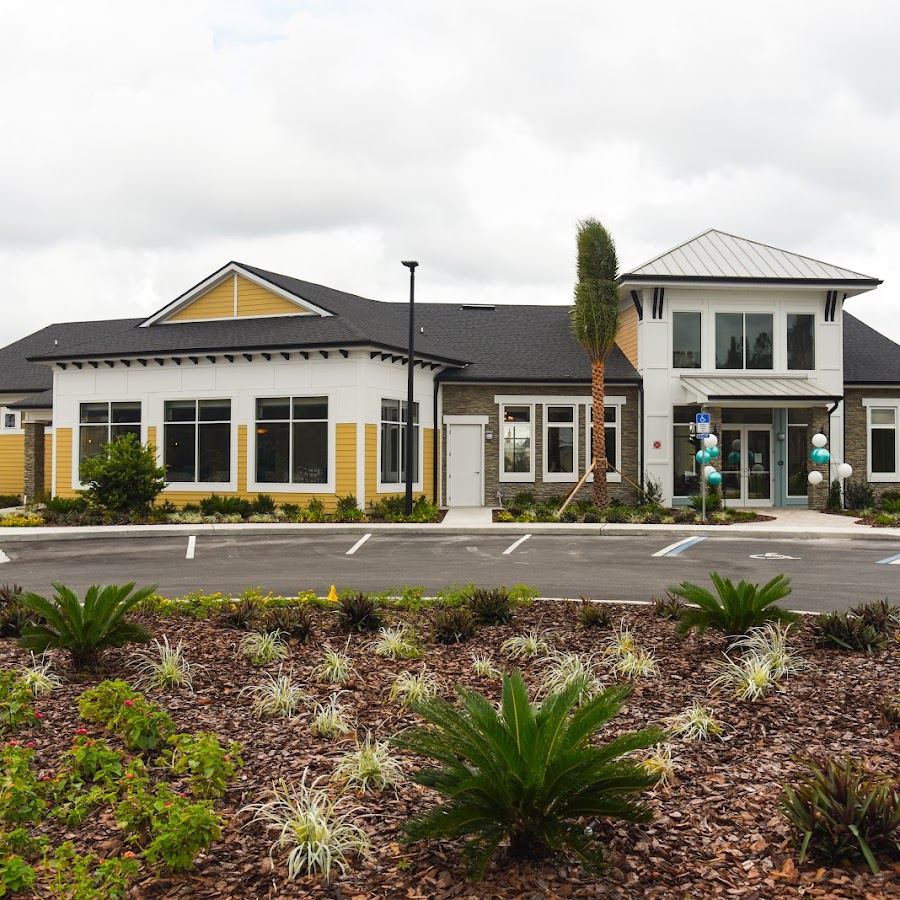 Broxton Bay Apartments reviews