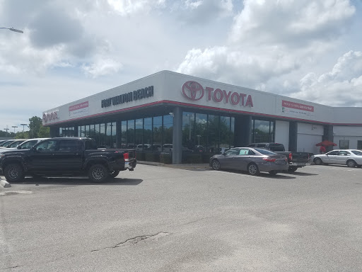Toyota Dealer «Toyota of Fort Walton Beach», reviews and photos, 1006 Beal Pkwy NW, Fort Walton Beach, FL 32547, USA