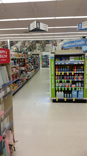 Drug Store «Walgreens», reviews and photos, 401 5th St W, Northfield, MN 55057, USA