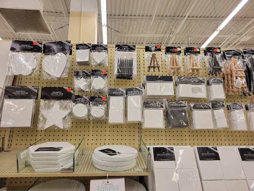 Craft Store «Hobby Lobby», reviews and photos, 1055 E Golf Rd, Schaumburg, IL 60173, USA