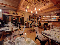 Atmosphère du Restaurant Le Petit Chalet à Annecy - n°3