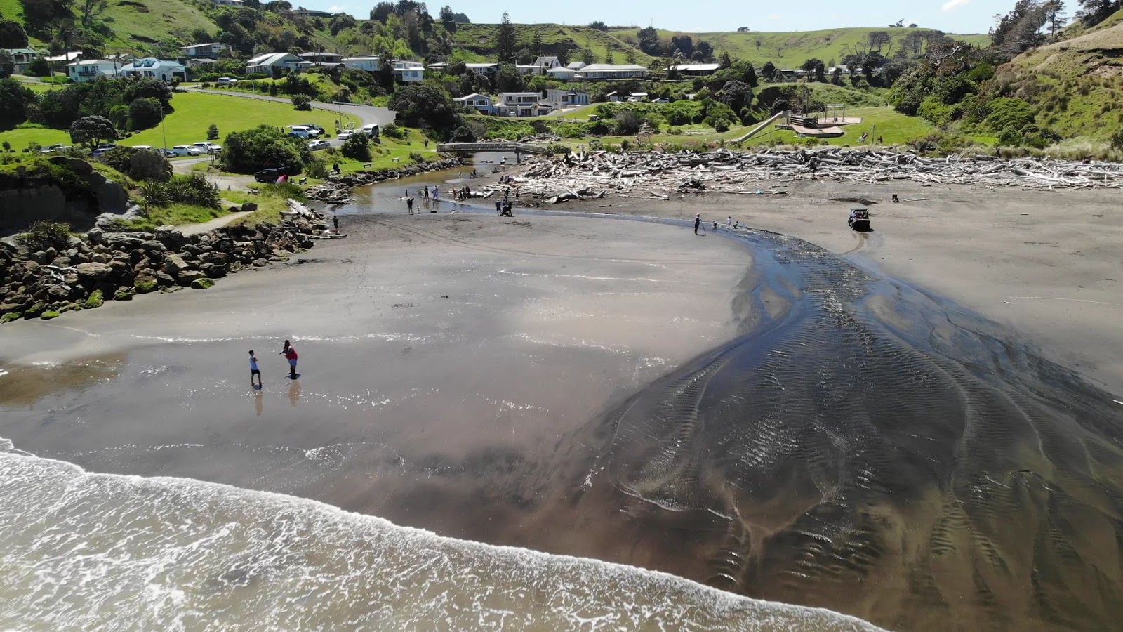 Photo de Mowhanau Beach - bon endroit convivial pour les animaux de compagnie pour les vacances