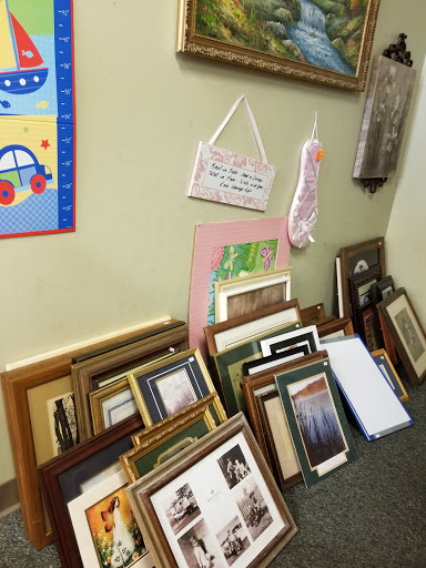 Thrift Store «Outreach Thrift Store», reviews and photos, 1715 S Rutherford Blvd, Murfreesboro, TN 37130, USA