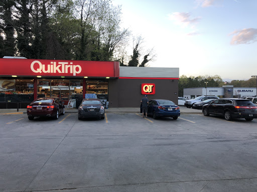 Gas Station «QuikTrip», reviews and photos, 1910 Lawrenceville Hwy, Decatur, GA 30033, USA
