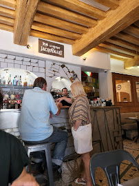 Atmosphère du Restaurant Le Bistrot Jacquemart à Nîmes - n°1