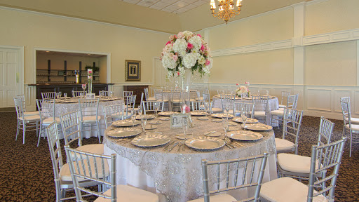 Golf Club «Twin Lakes Golf & Swim Club», reviews and photos, 455 Twin Lakes Dr, Oakland Charter Township, MI 48363, USA