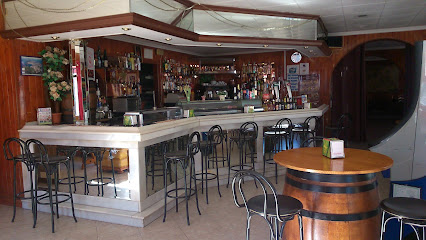Restaurante Oasis - bis, C. Cerezo, 464, 03184 Torrevieja, Alicante, Spain
