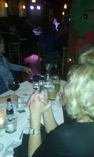 Italian Restaurant «Vincitori», reviews and photos, 14 N Cass Ave, Westmont, IL 60559, USA