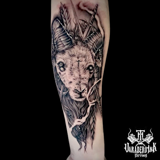 Explore simple western tattoo ideas, creative tattoo ideas in Cape Coral, available at Varadero Ink Tattoos