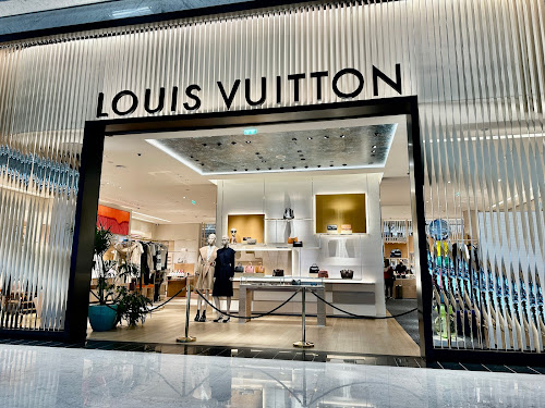 Louis Vuitton à Mauregard