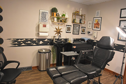 Explore california bear tattoo ideas, creative tattoo ideas in Mc Gregor, available at INKspiration Tattoo Studio