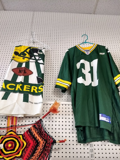 Discount Store «Thrift Shop», reviews and photos, 208 Main St W, Ashland, WI 54806, USA