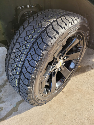 Tire Shop «Discount Tire Store - Loganville, GA», reviews and photos, 360 Athens Hwy, Loganville, GA 30052, USA