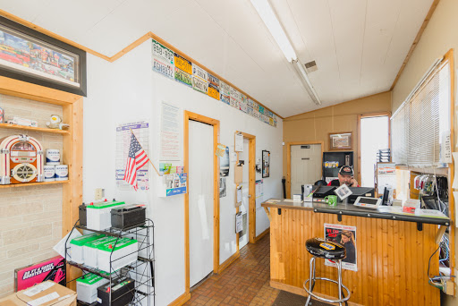 Auto Repair Shop «ACTS Automotive Repair», reviews and photos, 656 Lake St N, Forest Lake, MN 55025, USA