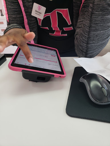 Cell Phone Store «T-Mobile», reviews and photos, 4894 Jonesboro Rd Unit A, Forest Park, GA 30297, USA