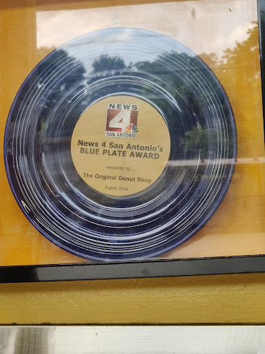 Donut Shop «Original Donut Shop», reviews and photos, 3307 Fredericksburg Rd, San Antonio, TX 78201, USA