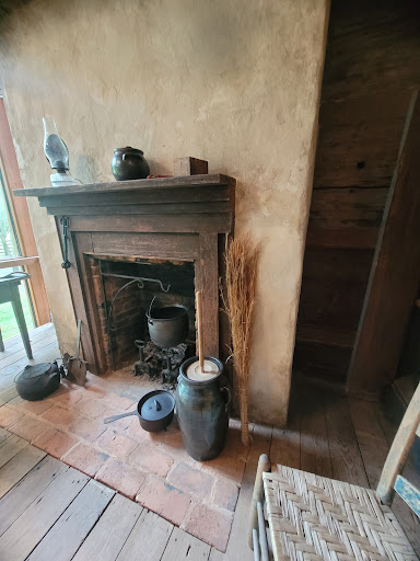 Pottery Store «Folk Pottery Museum of Northeast Georgia», reviews and photos, 283 GA-255, Sautee Nacoochee, GA 30571, USA