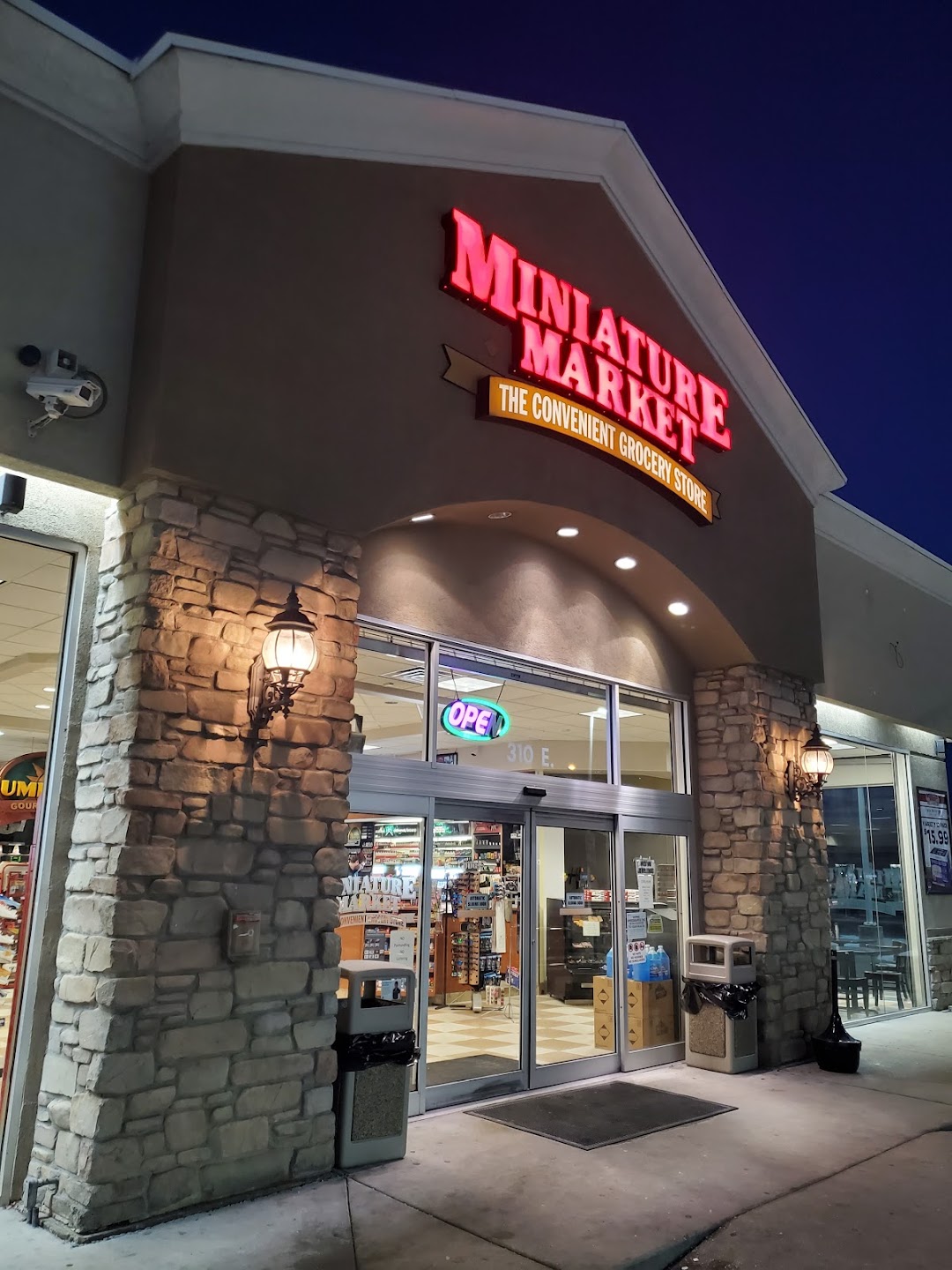 Miniature Market