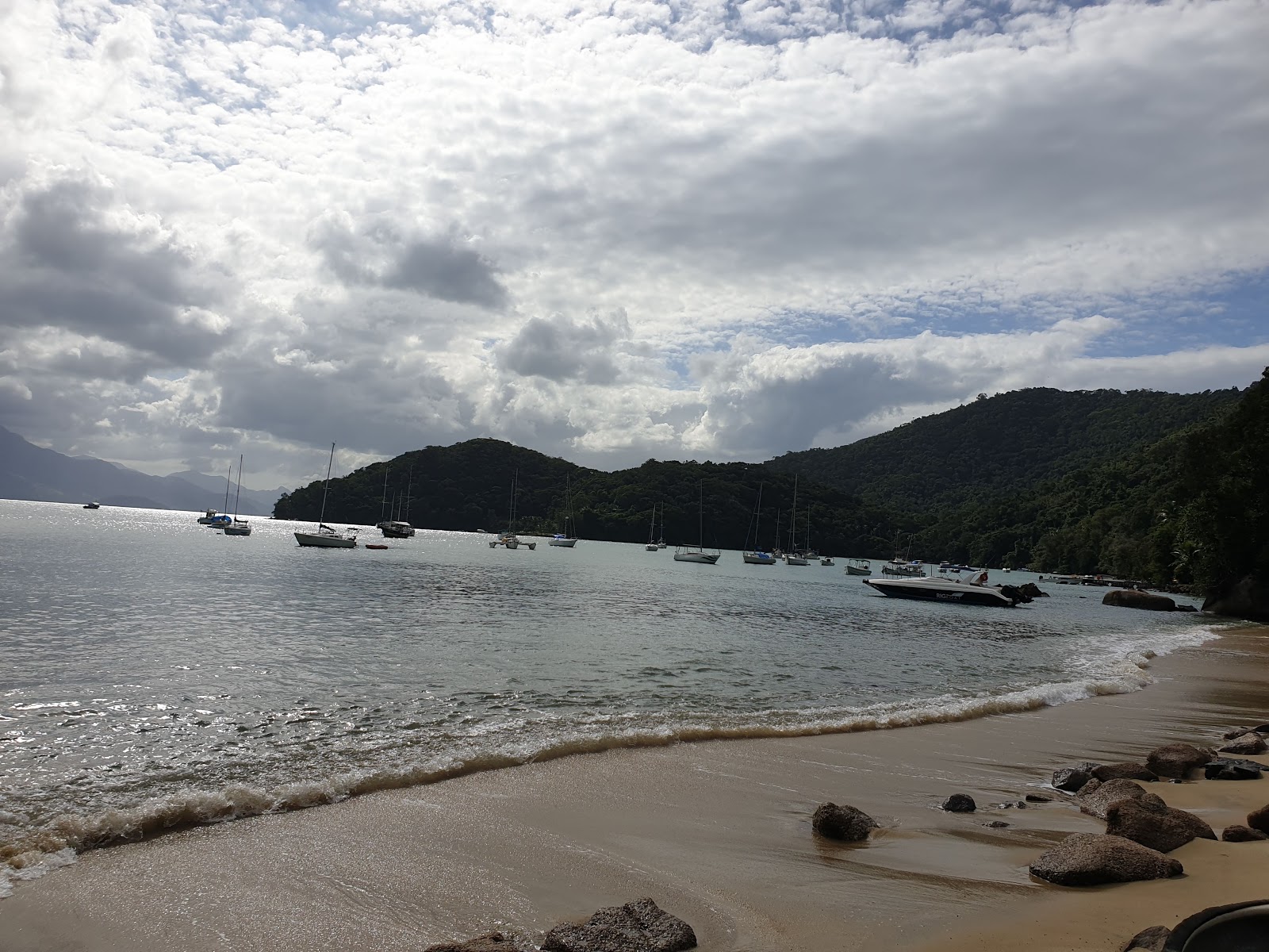 Foto van Comprida Beach met direct strand