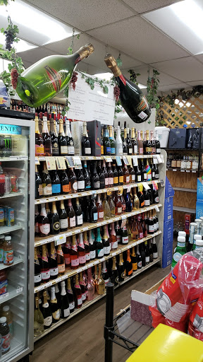 Liquor Store «Village Pump Liquors», reviews and photos, 4901 Greenbelt Rd, College Park, MD 20740, USA
