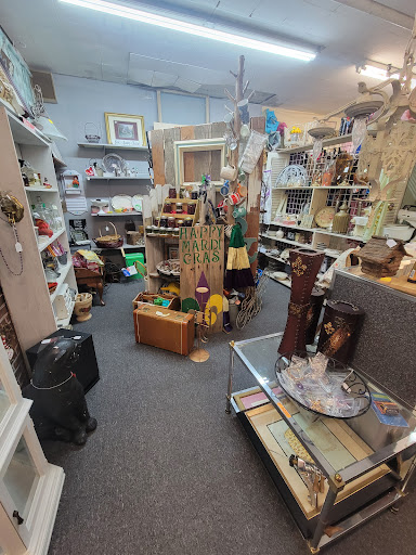 Flea Market «Treasure City Market LLC», reviews and photos, 121 S Washington St, DeRidder, LA 70634, USA